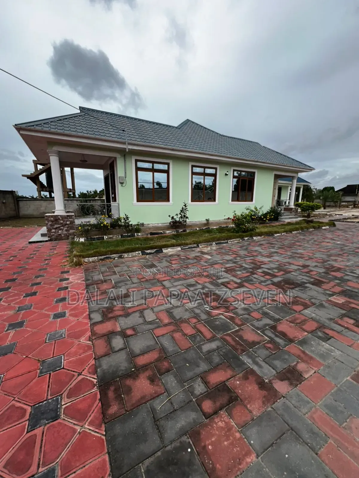 3bdrm House in Dalalipapaatzseven, Bunju for rent