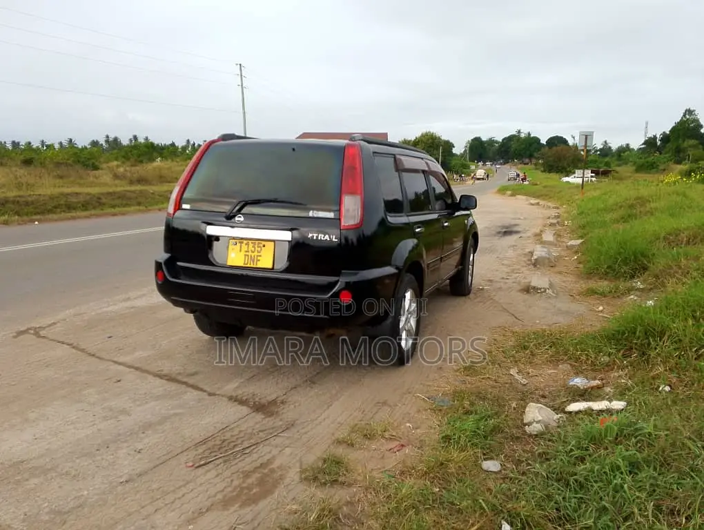 Nissan X-Trail 2005 Black