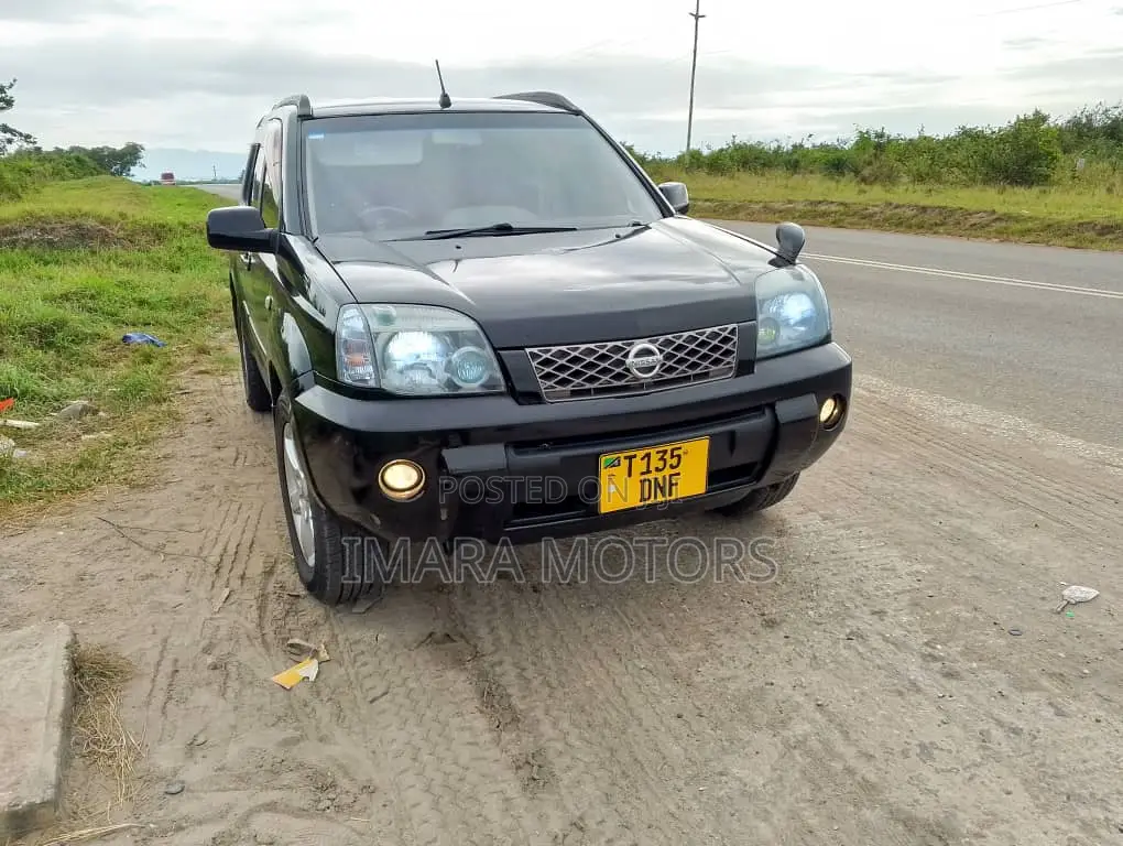 Nissan X-Trail 2005 Black