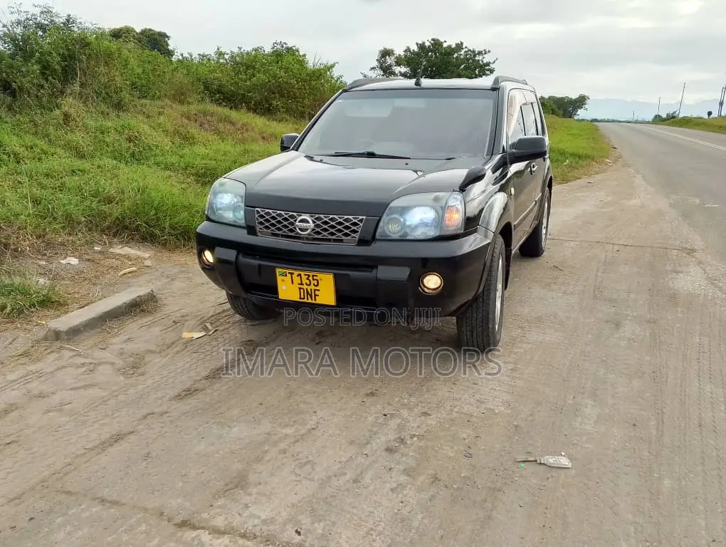 Nissan X-Trail 2005 Black
