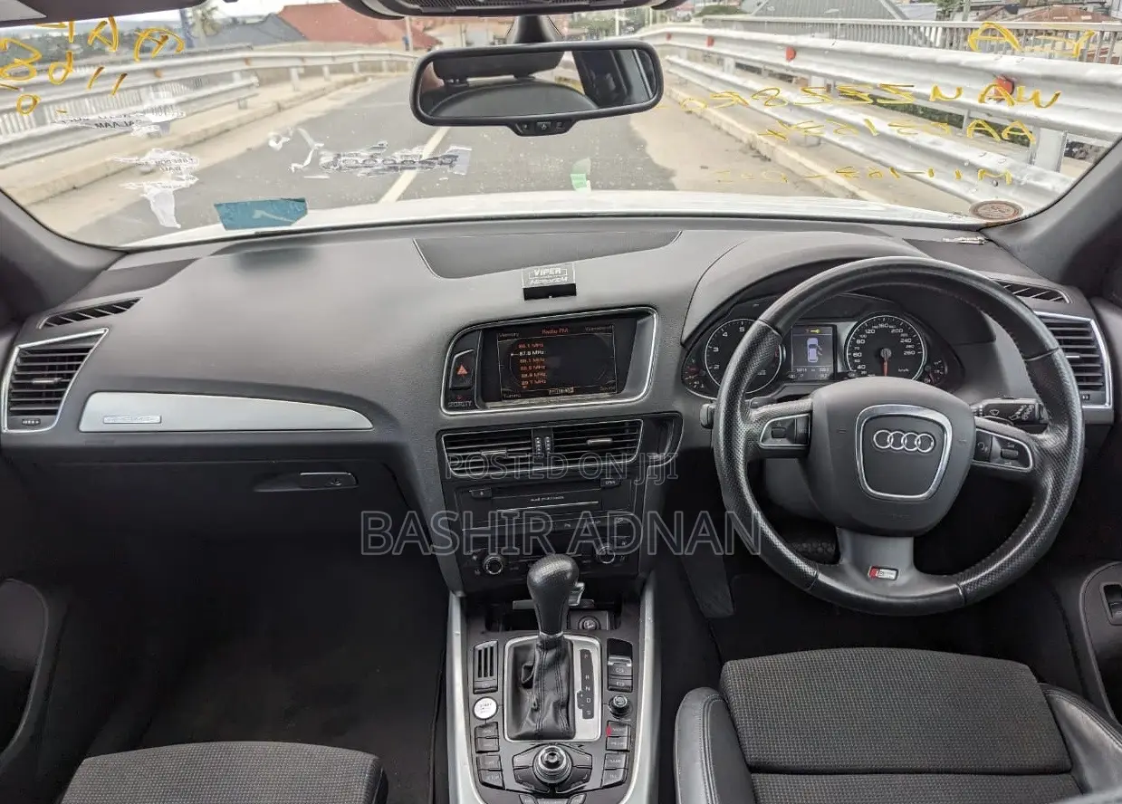 Audi Q5 2.0T Premium Quattro 2012 White