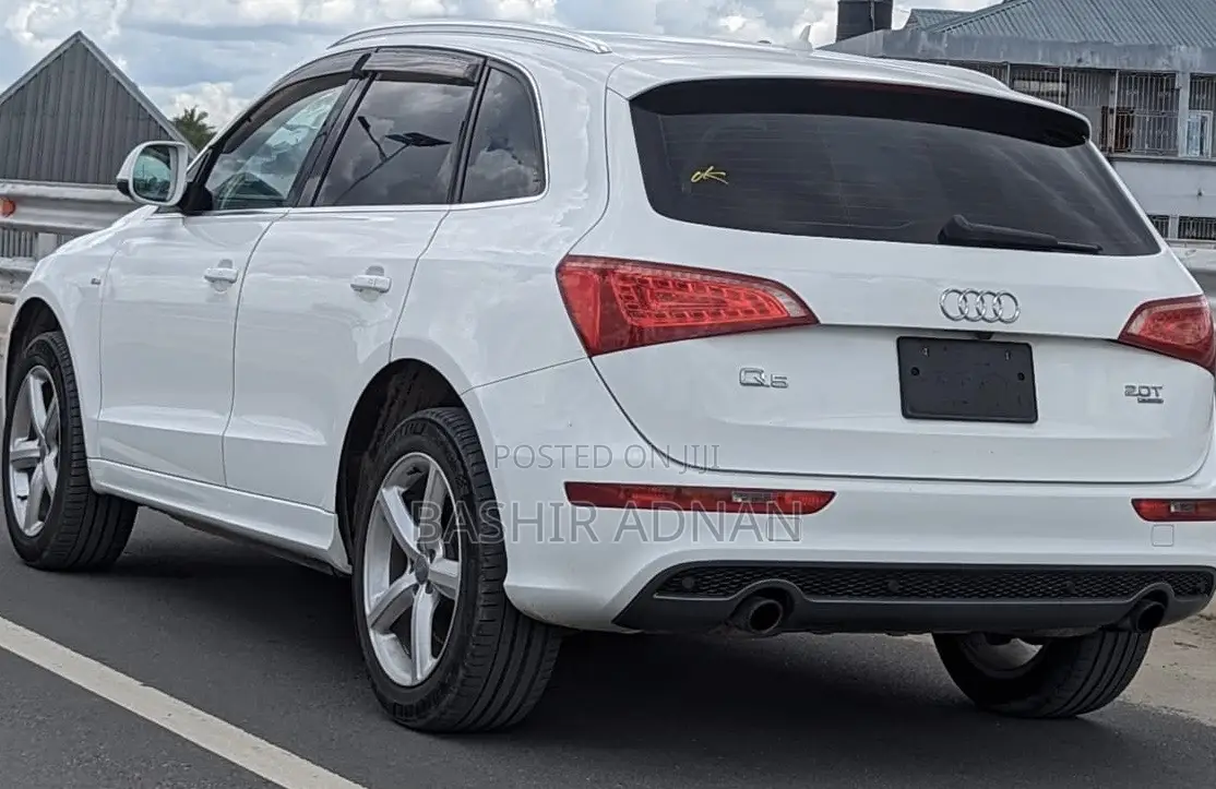 Audi Q5 2.0T Premium Quattro 2012 White