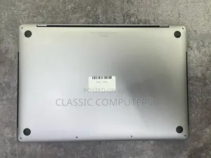 Laptop Apple MacBook 2019 16GB Intel Core I5 SSD 512GB