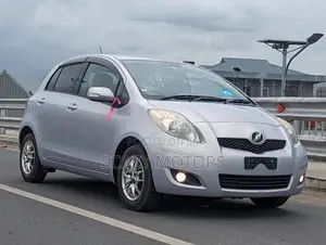 Toyota Vitz 2010 Pink