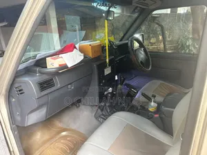 Nissan Patrol 2000 Silver