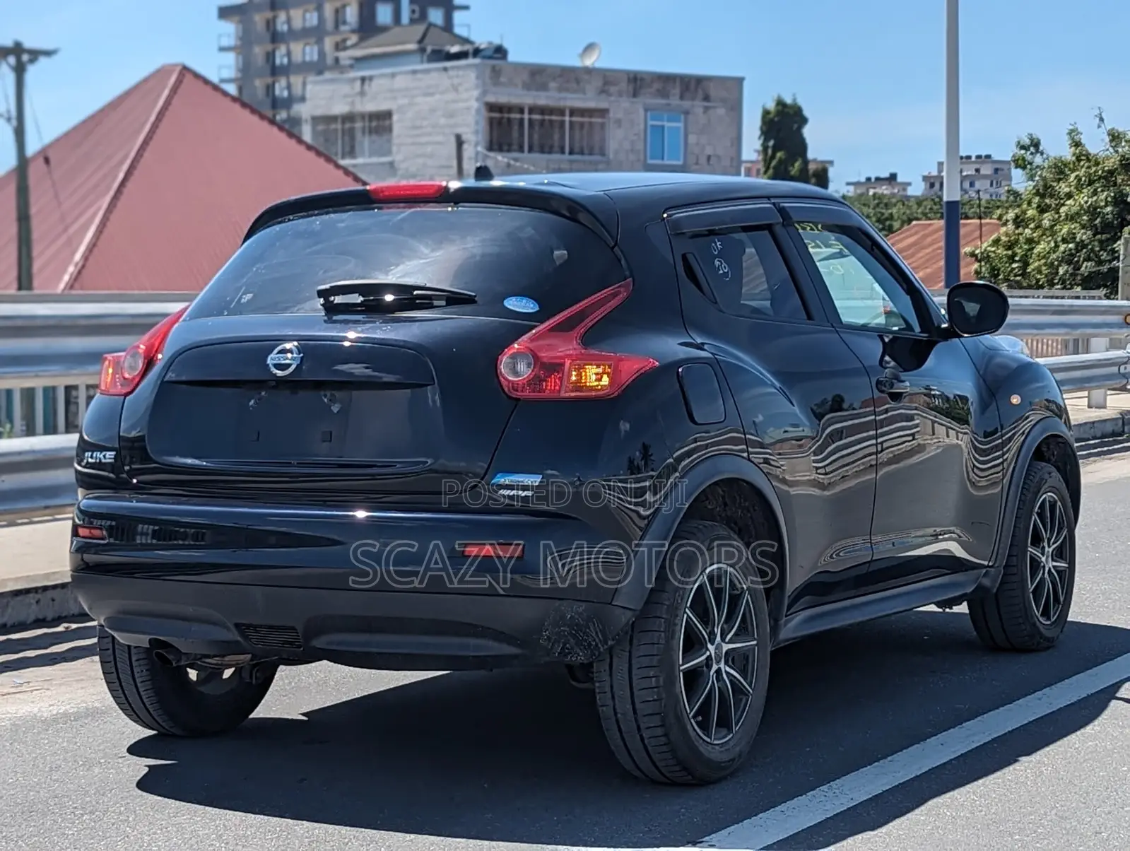 Nissan Juke 2012 Black