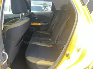 Nissan Juke 2017 Yellow