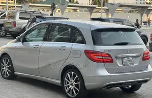 Mercedes-Benz B-Class 2012 Silver