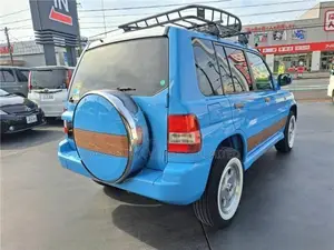 Mitsubishi Pajero 2005 Blue