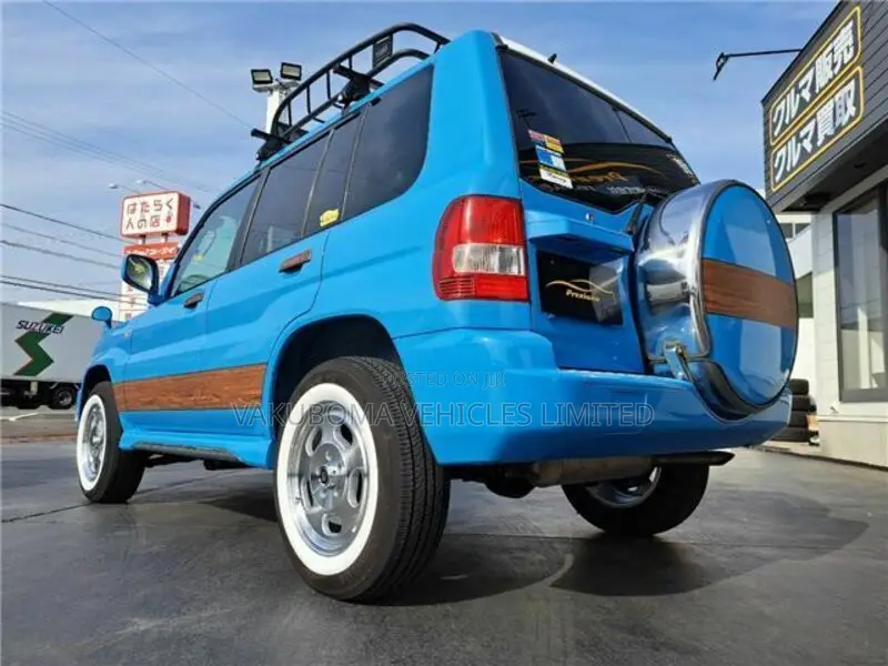 Mitsubishi Pajero 2005 Blue