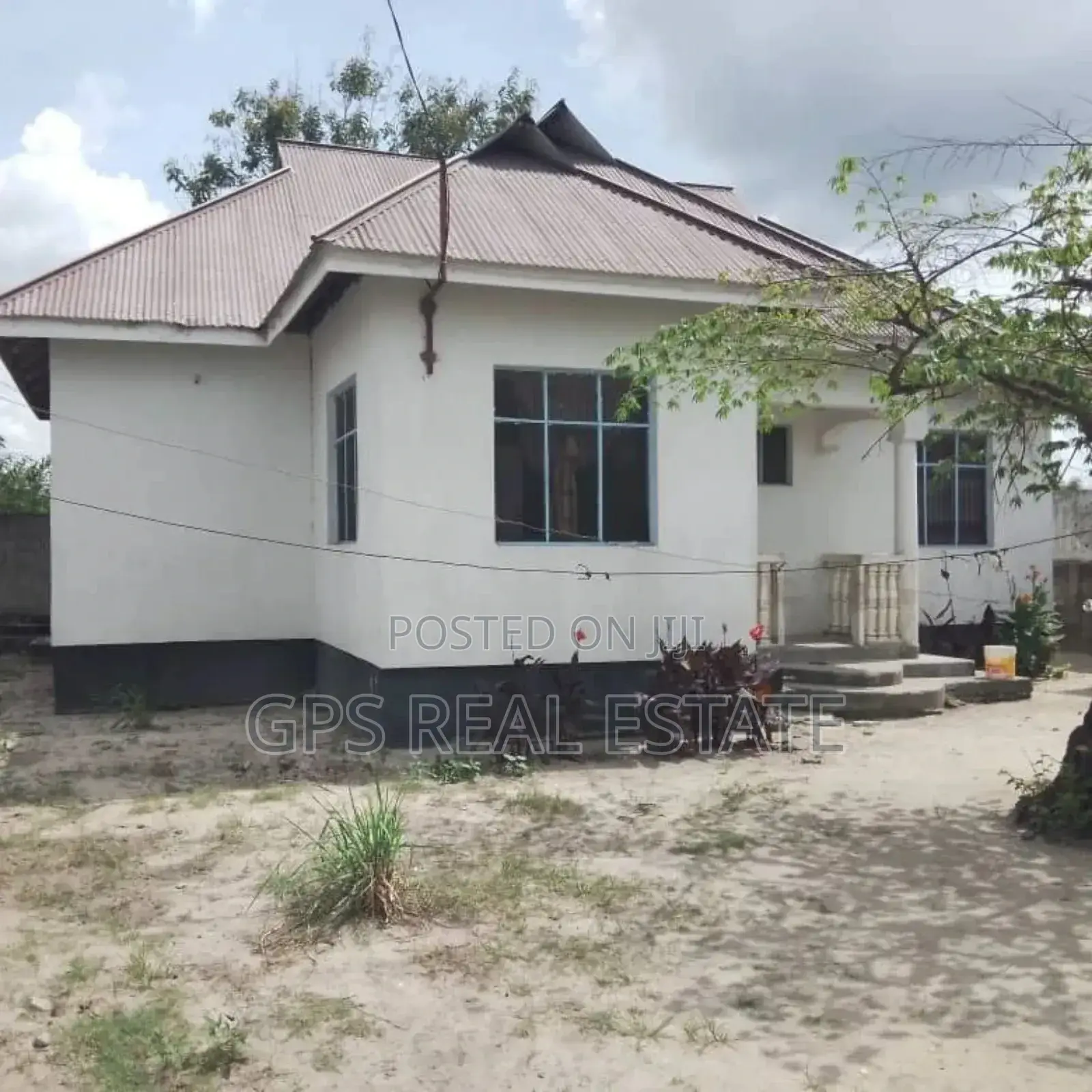 3bdrm House in Chanika Zingiziwa, Ilala for sale