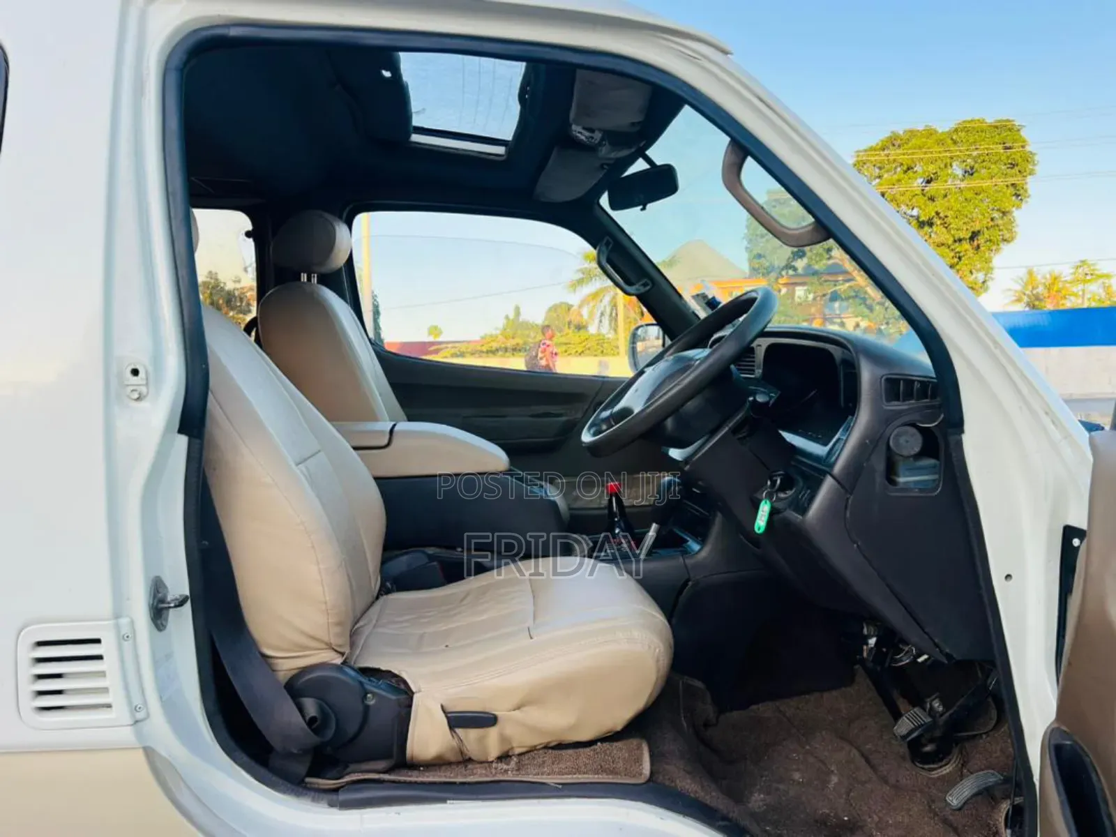Toyota HiAce 1994 Silver