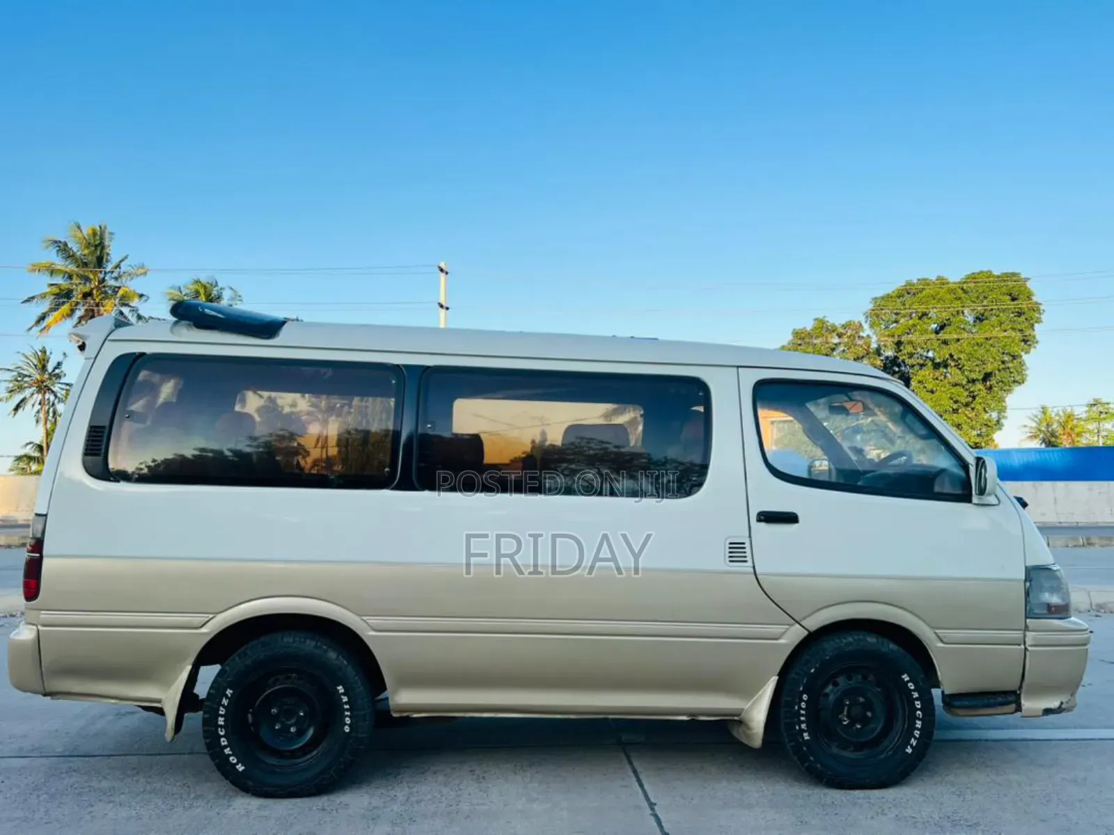 Toyota HiAce 1994 Silver