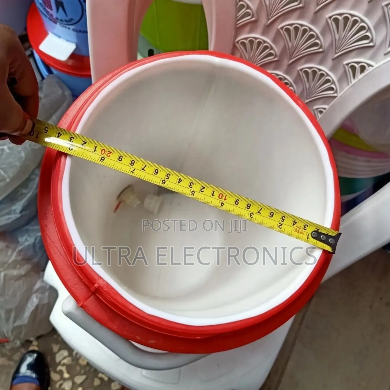 Best Quality Material Cooler Box/Deli/Icebox Yenye Lita 20