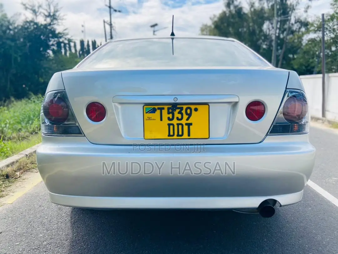 Toyota Altezza 2004 Silver