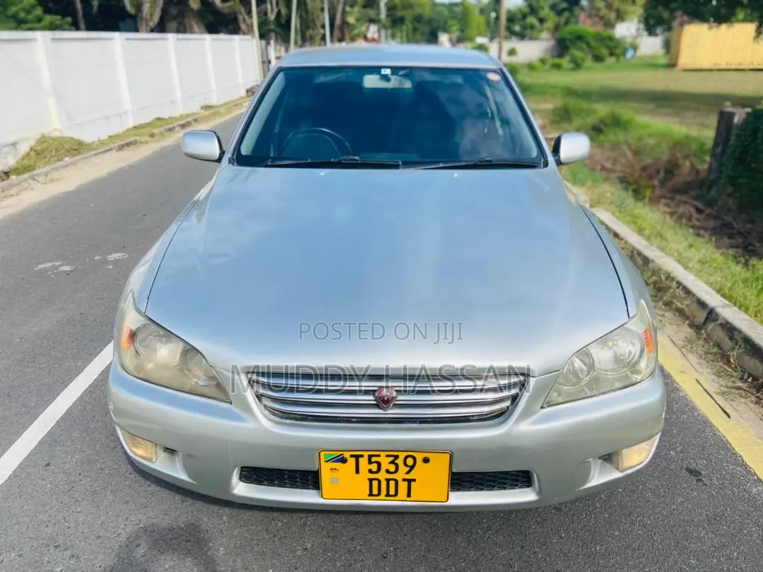Toyota Altezza 2004 Silver