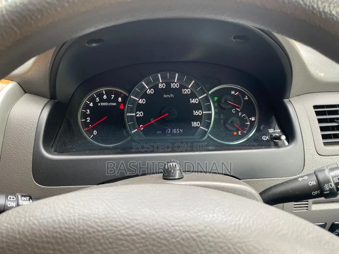 Toyota Alphard 2006 Silver