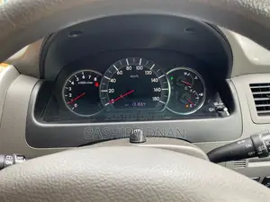 Toyota Alphard 2006 Silver