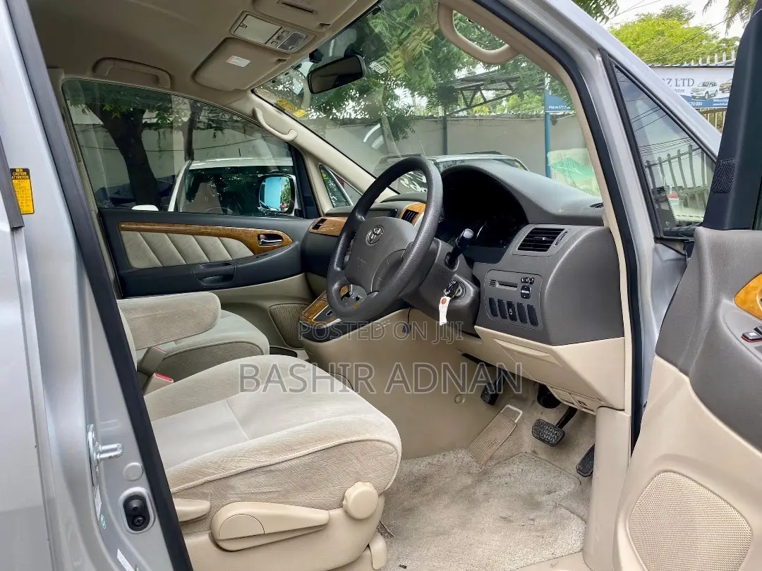 Toyota Alphard 2006 Silver