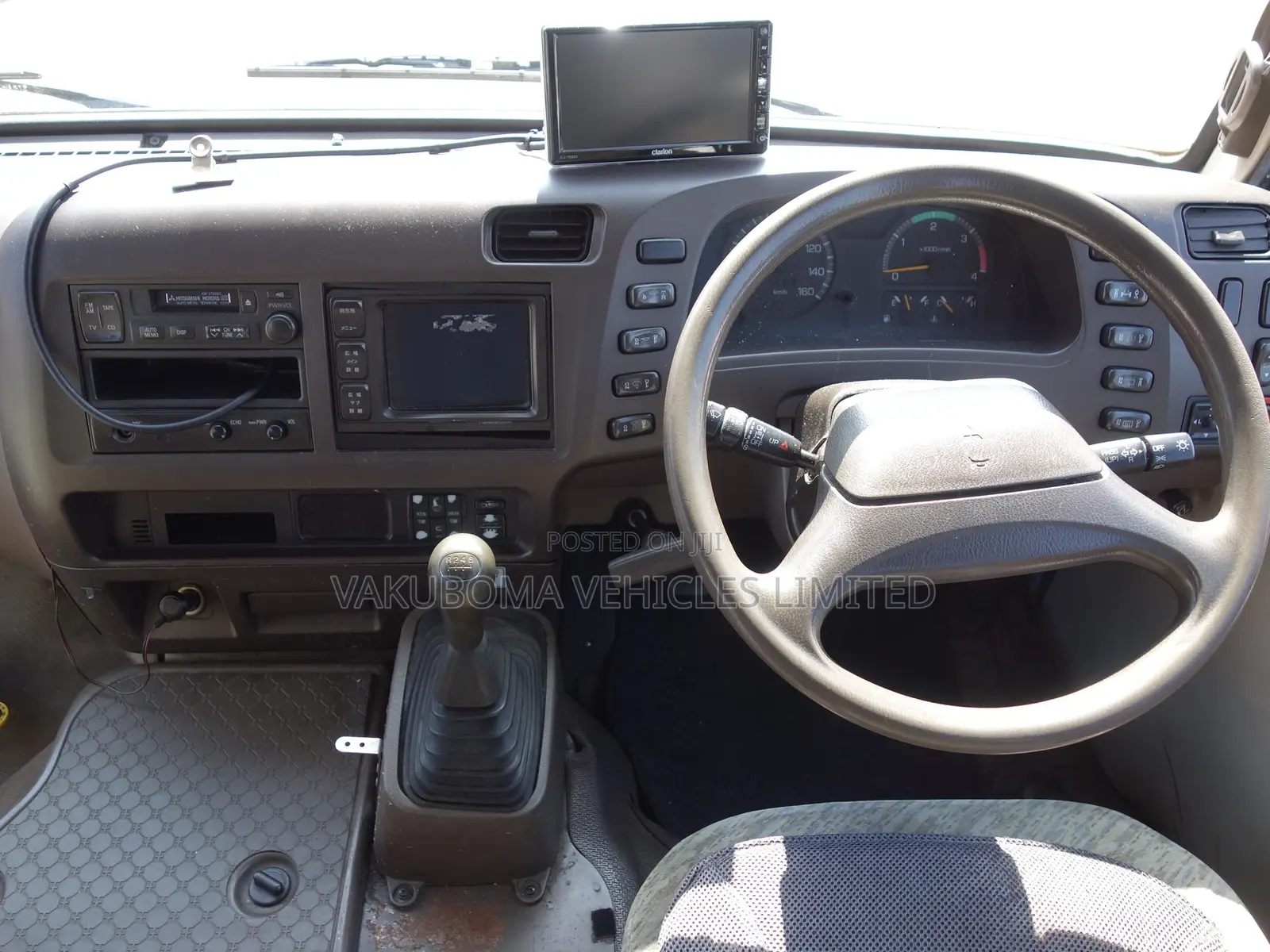 Mitsubishi Fuso Rosa 1998 Blue