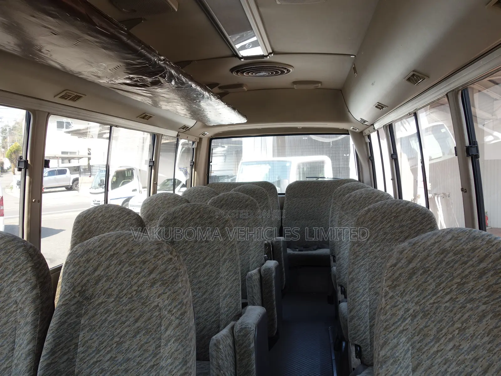 Mitsubishi Fuso Rosa 1998 Blue