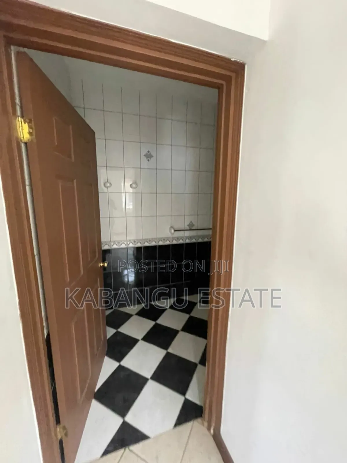 4bdrm Villa in Mikocheni for rent
