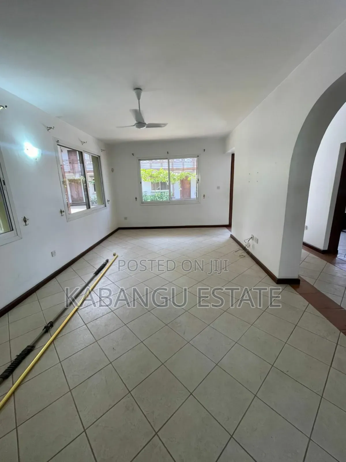 4bdrm Villa in Mikocheni for rent