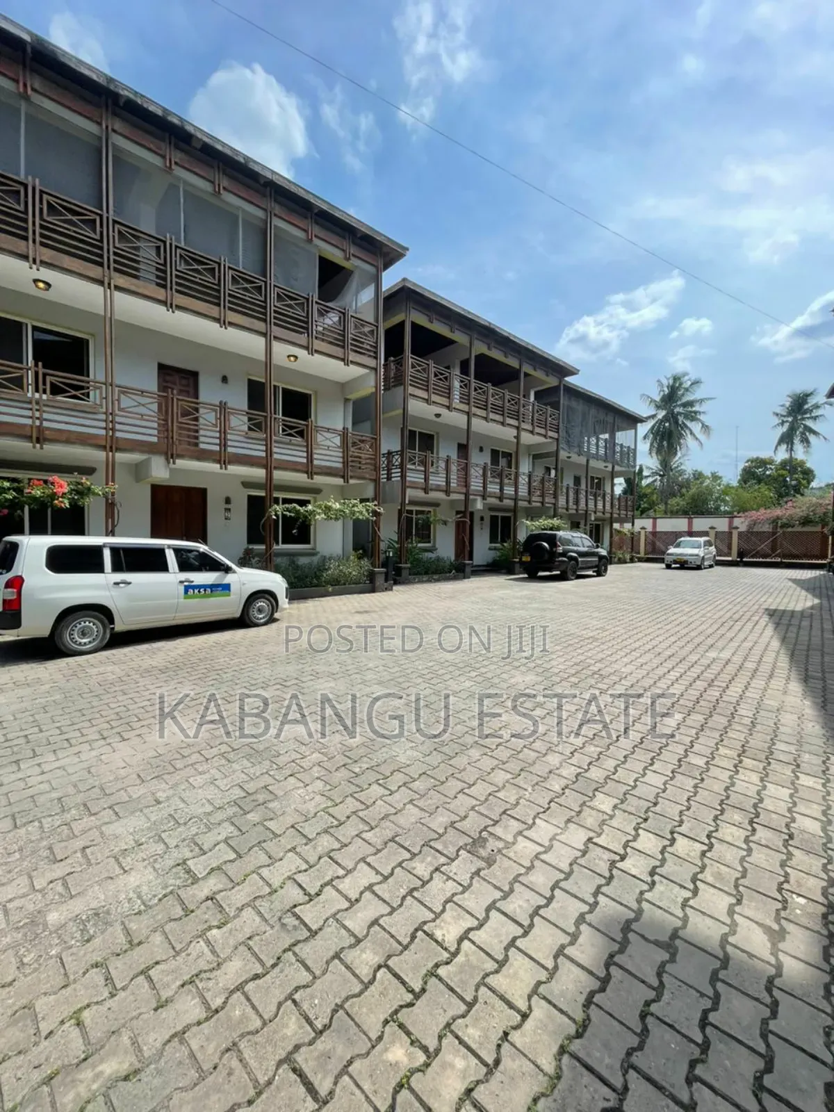 4bdrm Villa in Mikocheni for rent