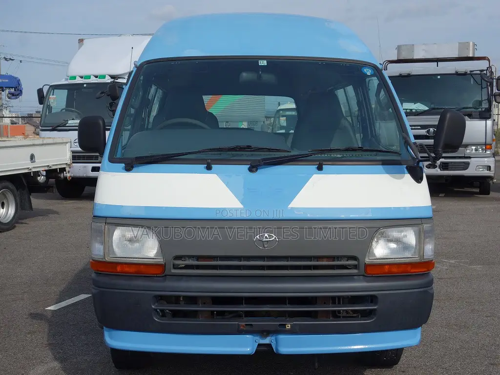 Toyota HiAce 1997 Blue