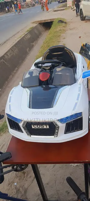 Super Electrical Car Rechargeable