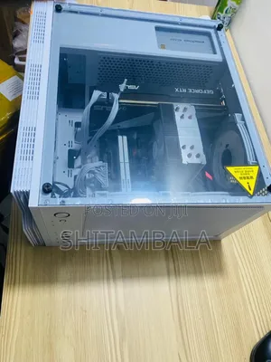 Desktop Computer Asus TUF Gaming FX10CP 16GB Intel Core I7 SSD 256GB