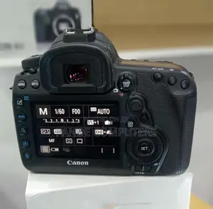 Canon 5D Mark IV
