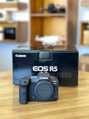 Canon EOS R5