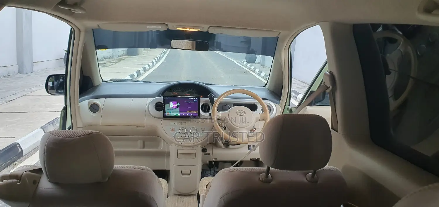Toyota Porte 1.5 AWD 2005 Beige