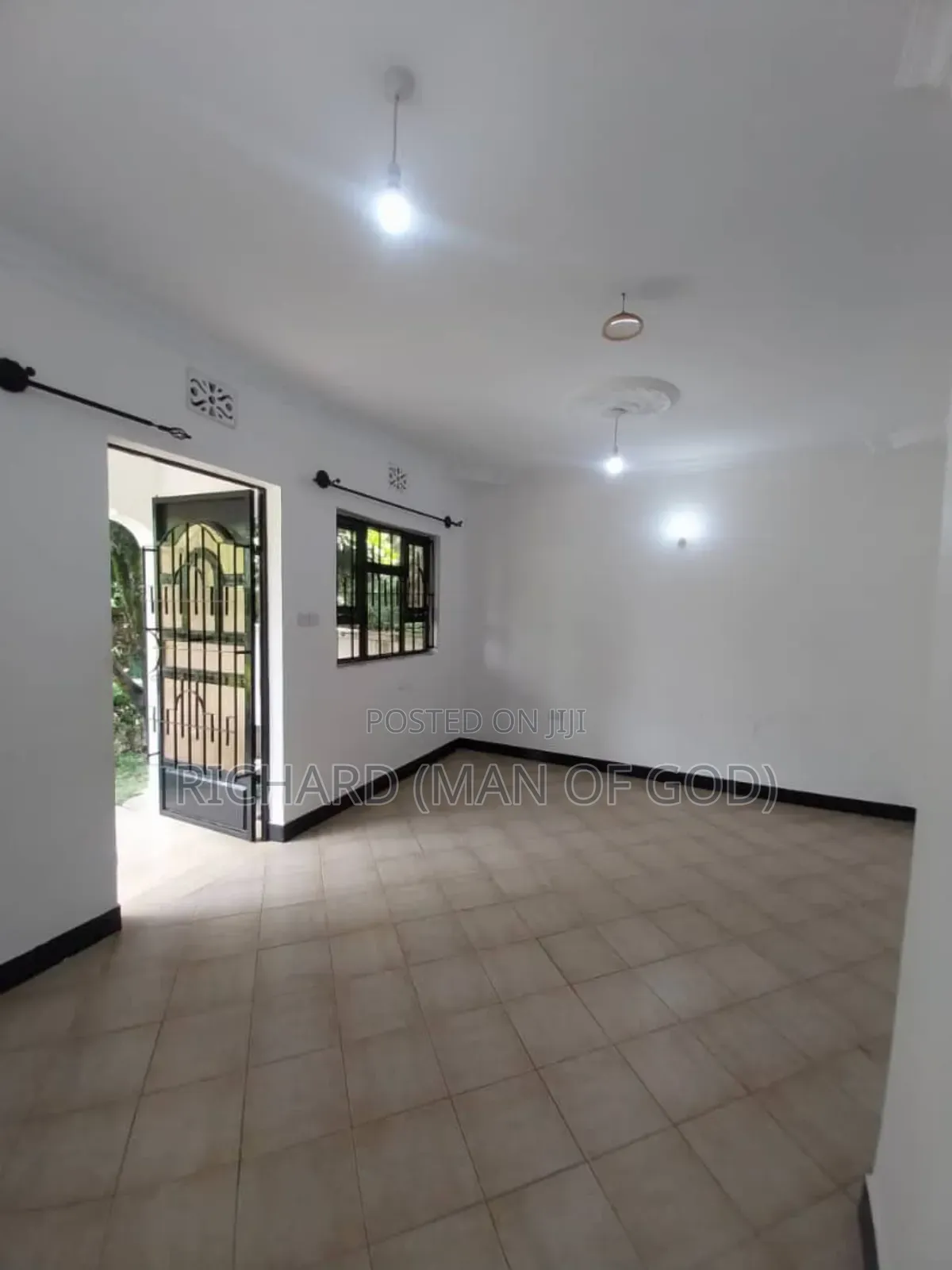 2bdrm Apartment in Central Business Area for rent