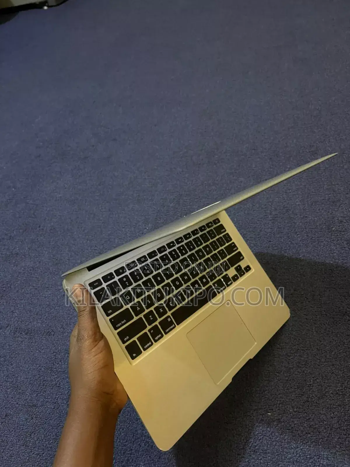 Laptop Apple MacBook Air 4GB Intel Core I7 SSHD (Hybrid) 256GB