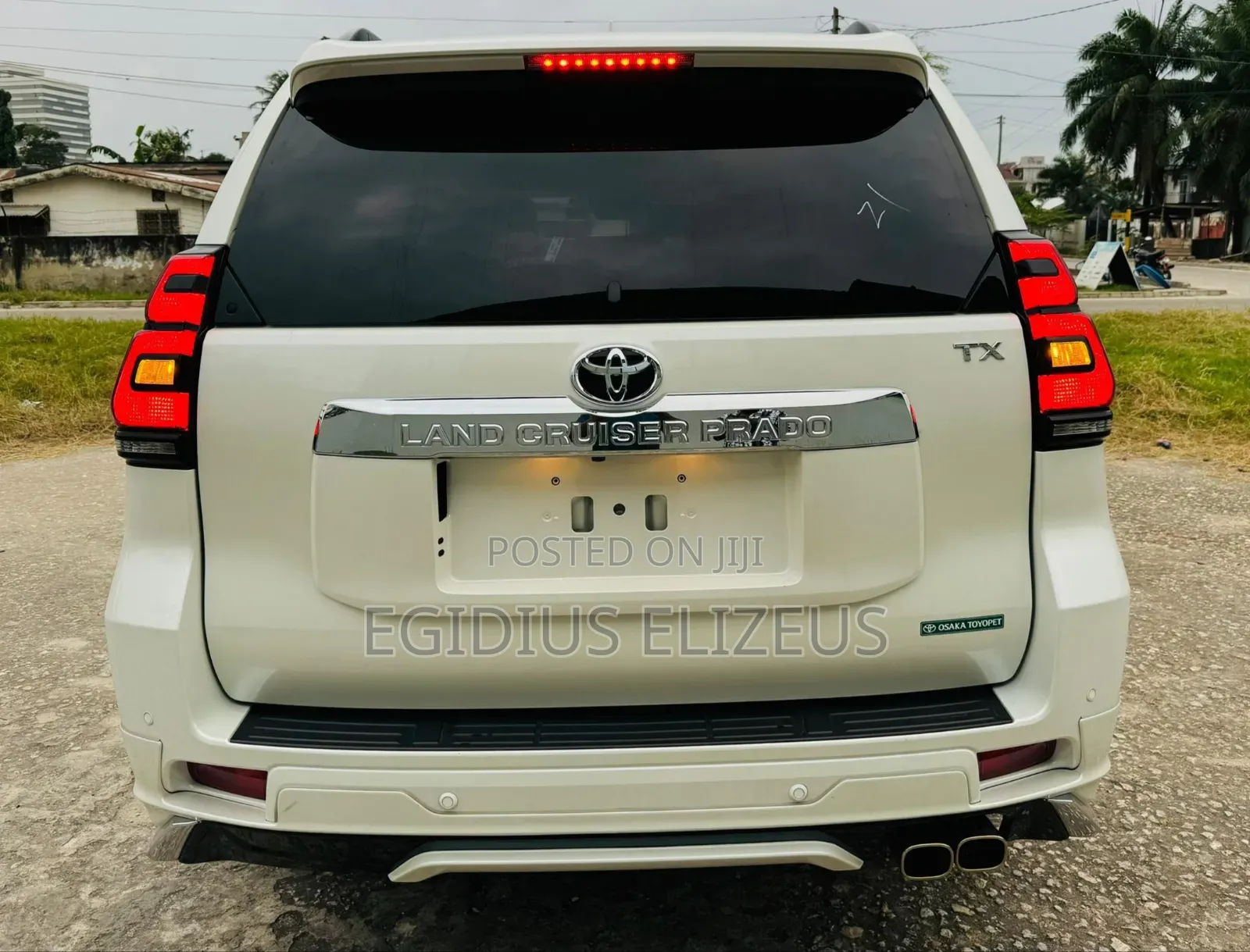 Toyota Land Cruiser Prado 2023 White