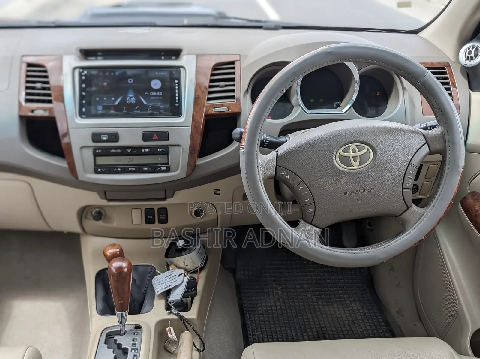 Toyota Fortuner 2.7 RWD 2008 Black