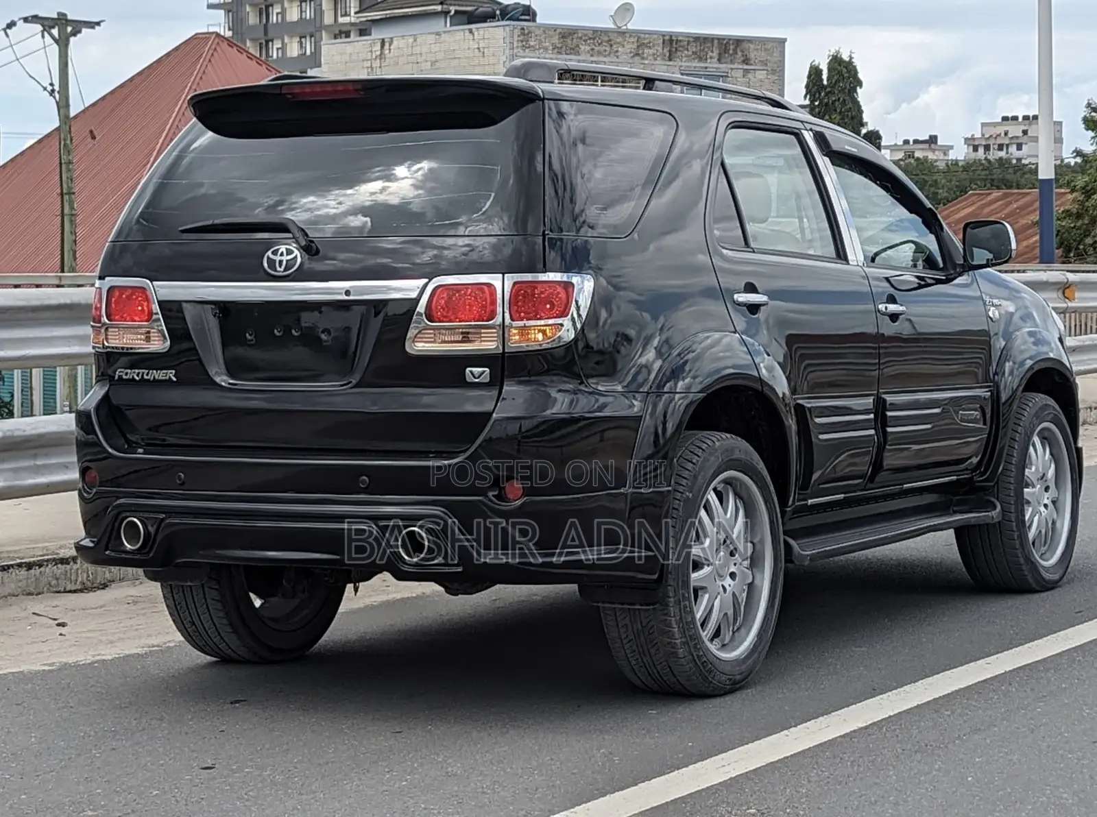 Toyota Fortuner 2.7 RWD 2008 Black