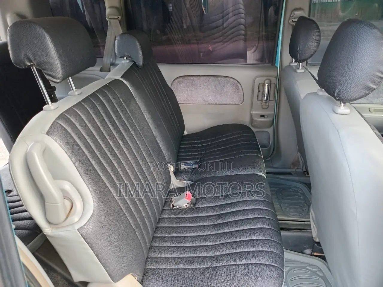 Toyota Sienta 2005 Blue