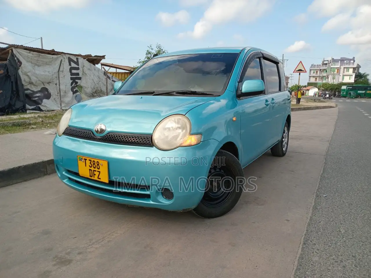Toyota Sienta 2005 Blue