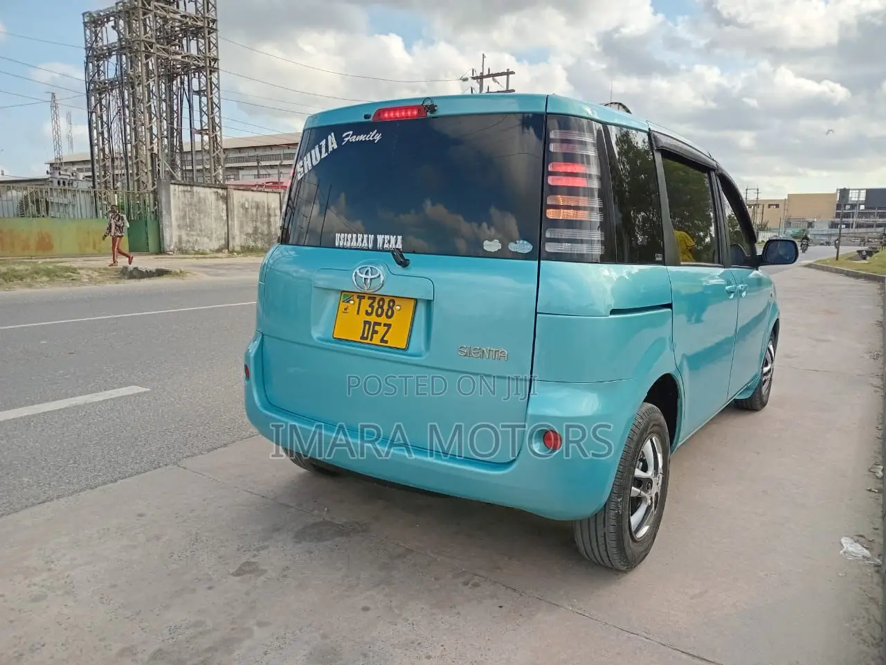 Toyota Sienta 2005 Blue