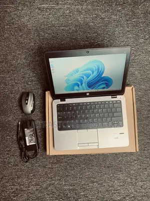 New Laptop HP EliteBook 820 G2 4GB Intel Core I5 HDD 500GB