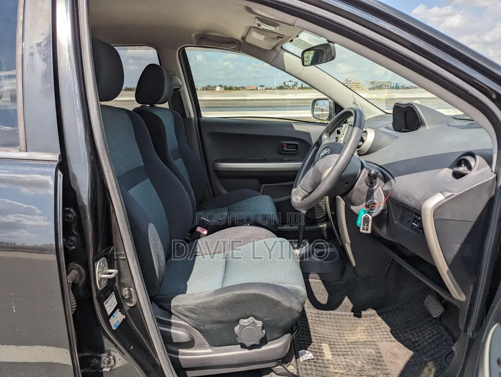 Toyota IST 2006 Black