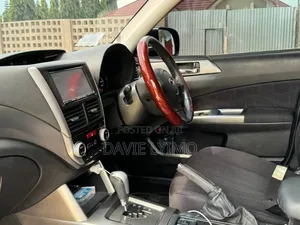 Subaru Forester 2.0D X 2010 Red