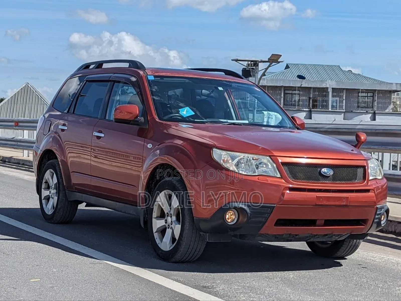 Subaru Forester 2.0D X 2010 Red