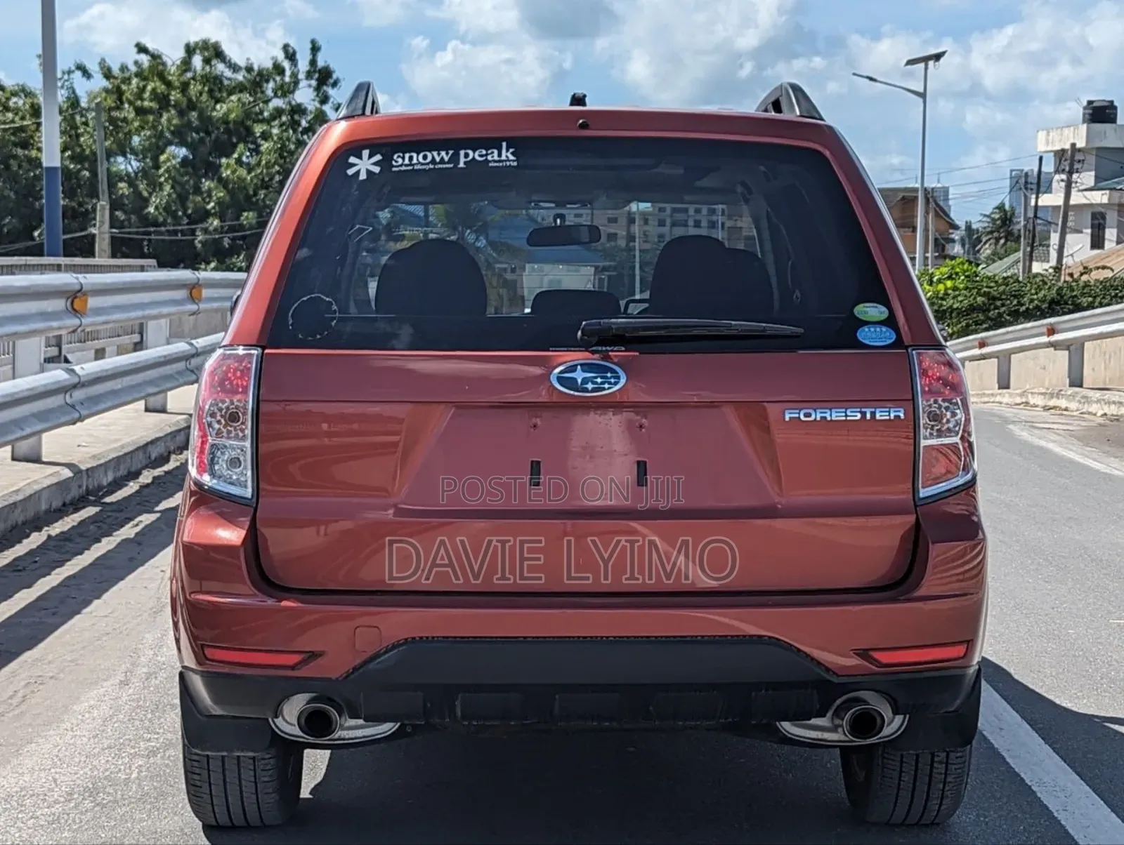 Subaru Forester 2.0D X 2010 Red