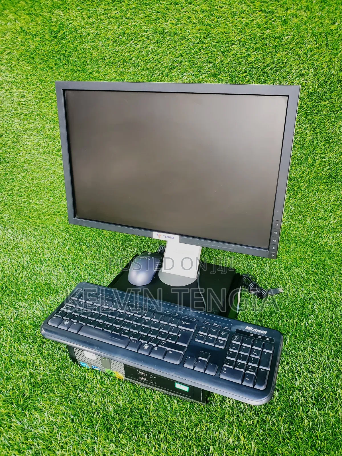 Desktop Computer Dell OptiPlex 390 4GB Intel Core I3 HDD 500GB