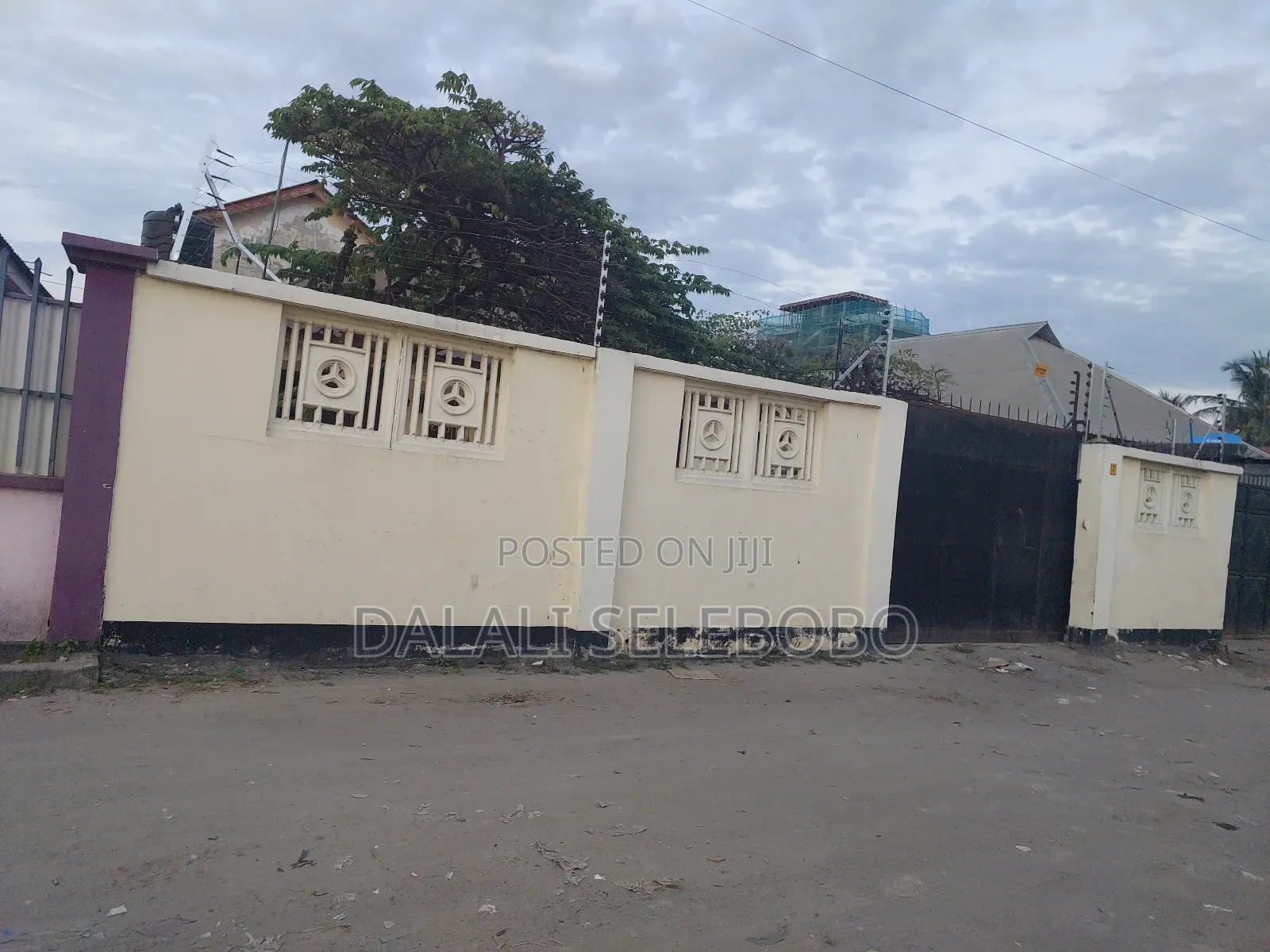 5bdrm Bungalow in Sinza Palestina Low, Kinondoni for sale