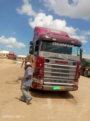 Scania 124 Semi